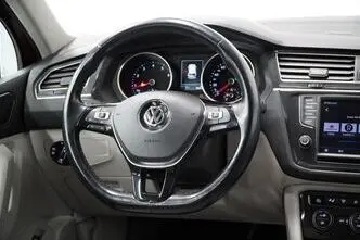 Volkswagen Tiguan, 2.0, 132 kW, bensiin, automaat, nelikvedu