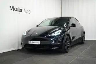 Tesla Model Y, 155 kW, electric, automatic, four-wheel drive