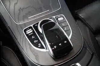 Mercedes-Benz E 300, 2.0, 143 kW, hybrid, automatic, rear-wheel drive