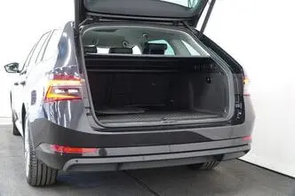 Škoda Superb, 1.4, 115 kW, подключаемый гибрид, автомат, передний привод