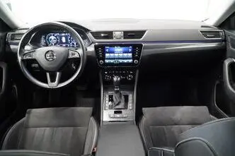 Škoda Superb, 1.4, 115 kW, подключаемый гибрид, автомат, передний привод