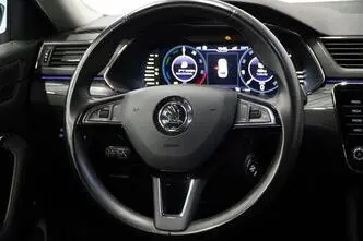 Škoda Superb, 1.4, 115 kW, подключаемый гибрид, автомат, передний привод