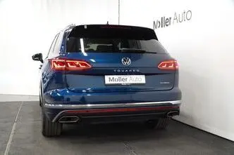 Volkswagen Touareg, 3.0, 250 kW, hybrid, automatic, four-wheel drive