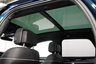 Volkswagen Touareg, 3.0, 250 kW, hybrid, automatic, four-wheel drive