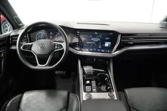 Volkswagen Touareg, 3.0, 250 kW, hybrid, automatic, four-wheel drive