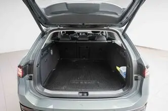 Volkswagen Passat, 1.5, 110 kW, гибрид, автомат, передний привод