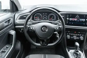 Volkswagen T-Roc, 2.0, 110 kW, дизель, автомат, полный привод