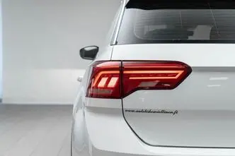 Volkswagen T-Roc, 2.0, 110 kW, дизель, автомат, полный привод