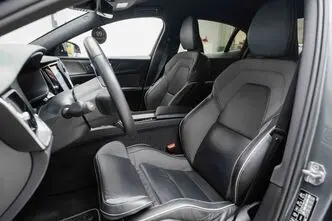 Volvo S60, 2.0, 140 kW, бензин, автомат, передний привод