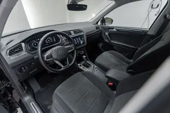 Volkswagen Tiguan, 1.4, 180 kW, petrol, automatic, front-wheel drive