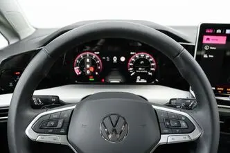 Volkswagen Golf, 1.5, 85 kW, бензин, автомат, передний привод