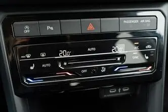 Volkswagen T-Cross, 1.0, 81 kW, bensiin, automaat