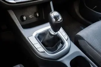 Hyundai i30, 1.6, 70 kW, дизель, механическая