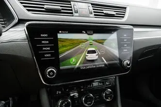 Škoda Superb, 1.4, 160 kW, bensiin, automaat, esivedu