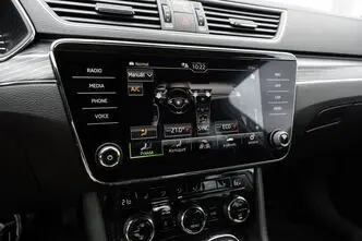 Škoda Superb, 1.4, 160 kW, bensiin, automaat, esivedu