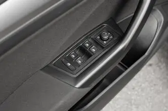 Volkswagen T-Roc, 1.5, 110 kW, bensiin, automaat