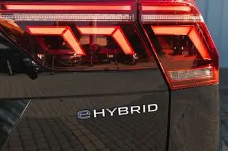 Volkswagen Tiguan, 180 kW, elekter, automaat, esivedu