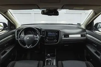 Mitsubishi Outlander, 2.0, 110 kW, bensiin, automaat, nelikvedu