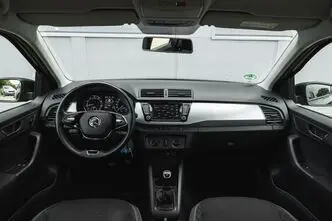 Škoda Fabia, 1.0, 70 kW, бензин, механическая