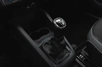 Škoda Fabia, 1.0, 70 kW, бензин, механическая