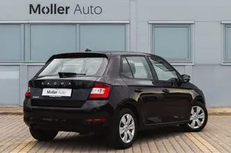 Škoda Fabia, 1.0, 70 kW, бензин, механическая