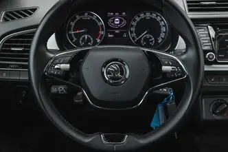 Škoda Fabia, 1.0, 70 kW, бензин, механическая