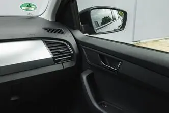 Škoda Fabia, 1.0, 70 kW, бензин, механическая