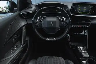 Peugeot 208, 1.2, 81 kW, бензин, автомат, передний привод