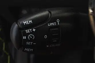 Peugeot 208, 1.2, 81 kW, бензин, автомат, передний привод