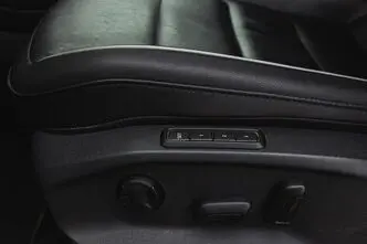 Volkswagen Tiguan, 2.0, 110 kW, дизель, автомат, полный привод