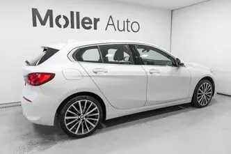 BMW 118, 1.5, 100 kW, petrol, automatic, front-wheel drive