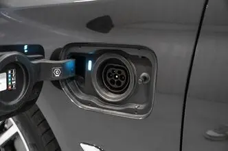 BMW 530, 2.0, 215 kW, plug-in hybrid, automatic, four-wheel drive