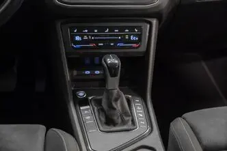 Volkswagen Tiguan, 1.4, 160 kW, plug-in hybrid, automatic, front-wheel drive