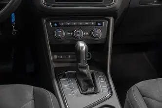 Volkswagen Tiguan, 1.4, 110 kW, бензин, автомат, передний привод