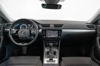 Škoda Superb, 2.0, 110 kW, дизель, автомат, передний привод