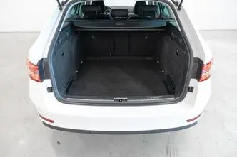 Škoda Superb, 2.0, 110 kW, дизель, автомат, передний привод