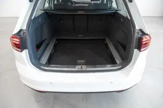 Volkswagen Passat, 2.0, 110 kW, diesel, automatic, front-wheel drive