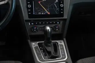 Volkswagen Passat, 2.0, 110 kW, diesel, automatic, front-wheel drive