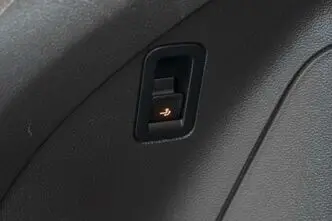 Volkswagen Tiguan, 1.4, 110 kW, подключаемый гибрид, автомат, передний привод