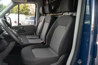Volkswagen Crafter, 2.0, 103 kW, дизель, механическая, передний привод