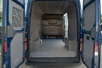 Volkswagen Crafter, 2.0, 103 kW, дизель, механическая, передний привод
