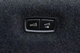 Audi e-tron, 353 kW, elekter, automaat, nelikvedu