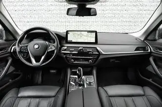 BMW 520, 2.0, 140 kW, дизель, автомат, полный привод