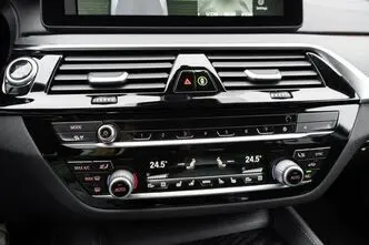 BMW 520, 2.0, 140 kW, дизель, автомат, полный привод