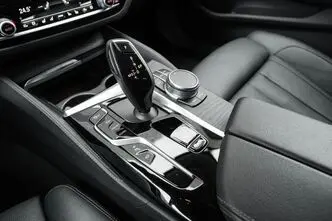 BMW 520, 2.0, 140 kW, дизель, автомат, полный привод