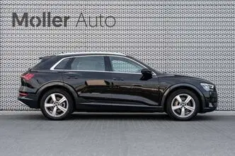 Audi e-tron, 300 kW, elekter, automaat, nelikvedu