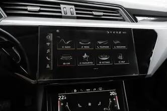 Audi e-tron, 300 kW, elekter, automaat, nelikvedu