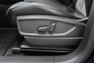 Audi Q5, 2.0, 150 kW, diesel, automatic, four-wheel drive