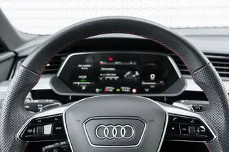 Audi SQ8, 370 kW, electric, automatic, four-wheel drive