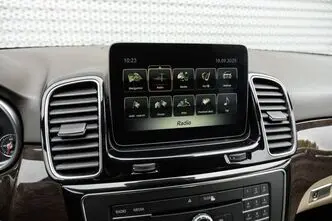 Mercedes-Benz GL 350, 3.0, 190 kW, дизель, автомат, полный привод